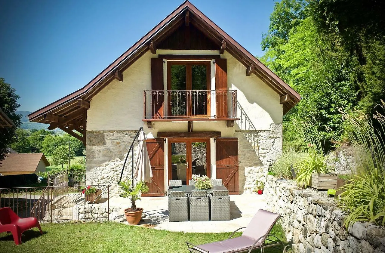 Chambres D\'Hotes Des Lodges De La Cascade location